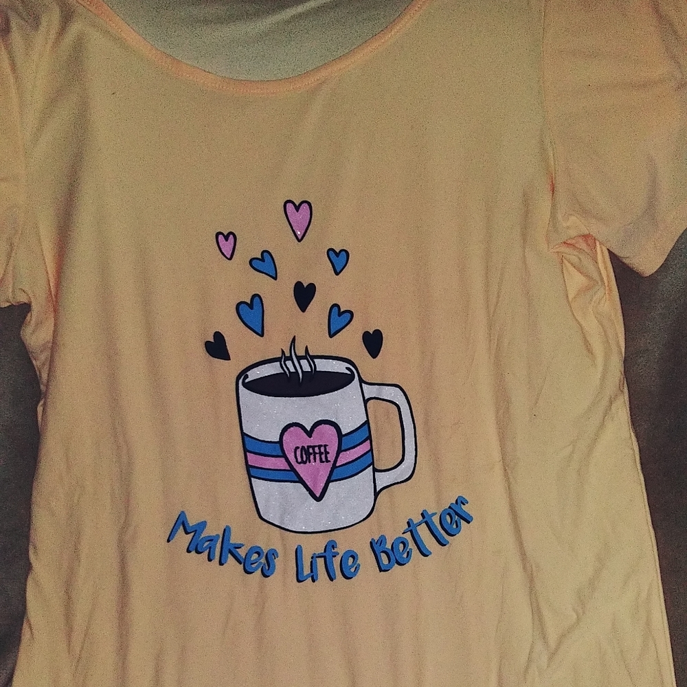 Women's sleep shirt size 1x